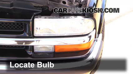 2002 Chevrolet S10 LS 4.3L V6 Crew Cab Pickup (4 Door) Lights Headlight (replace bulb)